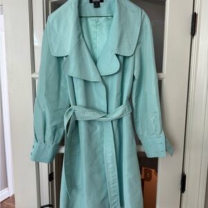 Ellen Tracy for Neiman Marcus aqua women’s lined trench coat